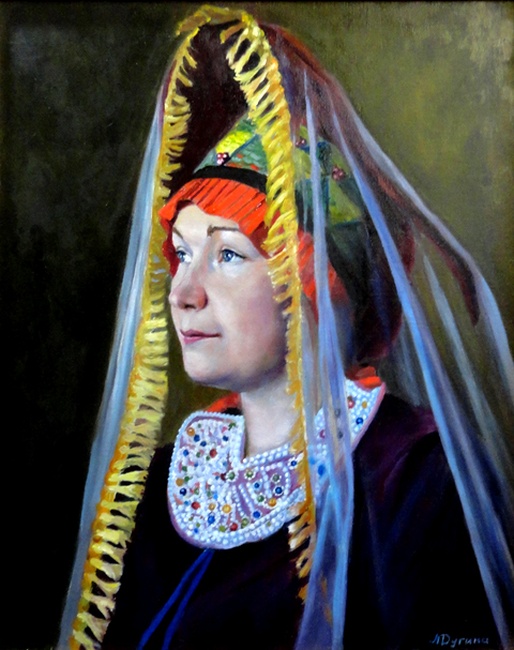 Девушка в национальном костюме художник Л.А.Дугина